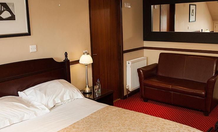 Martock Hollies Hotel מראה חיצוני תמונה
