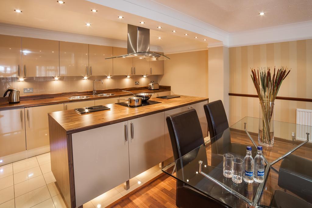Martock Hollies Hotel מראה חיצוני תמונה
