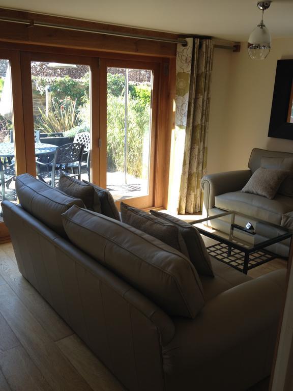 Martock Hollies Hotel מראה חיצוני תמונה