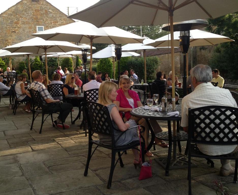 Martock Hollies Hotel מראה חיצוני תמונה