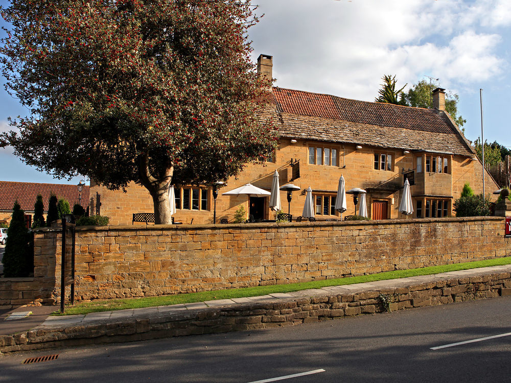Martock Hollies Hotel מראה חיצוני תמונה